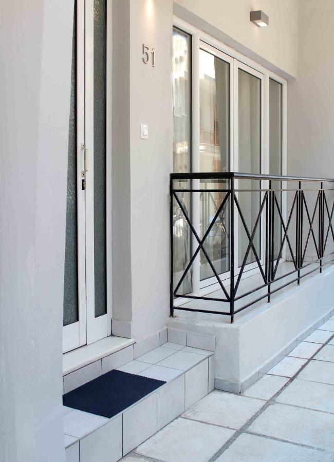Stylish Apartment By City Center イラクリオン エクステリア 写真